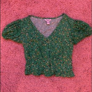 super cute green floral print crop top